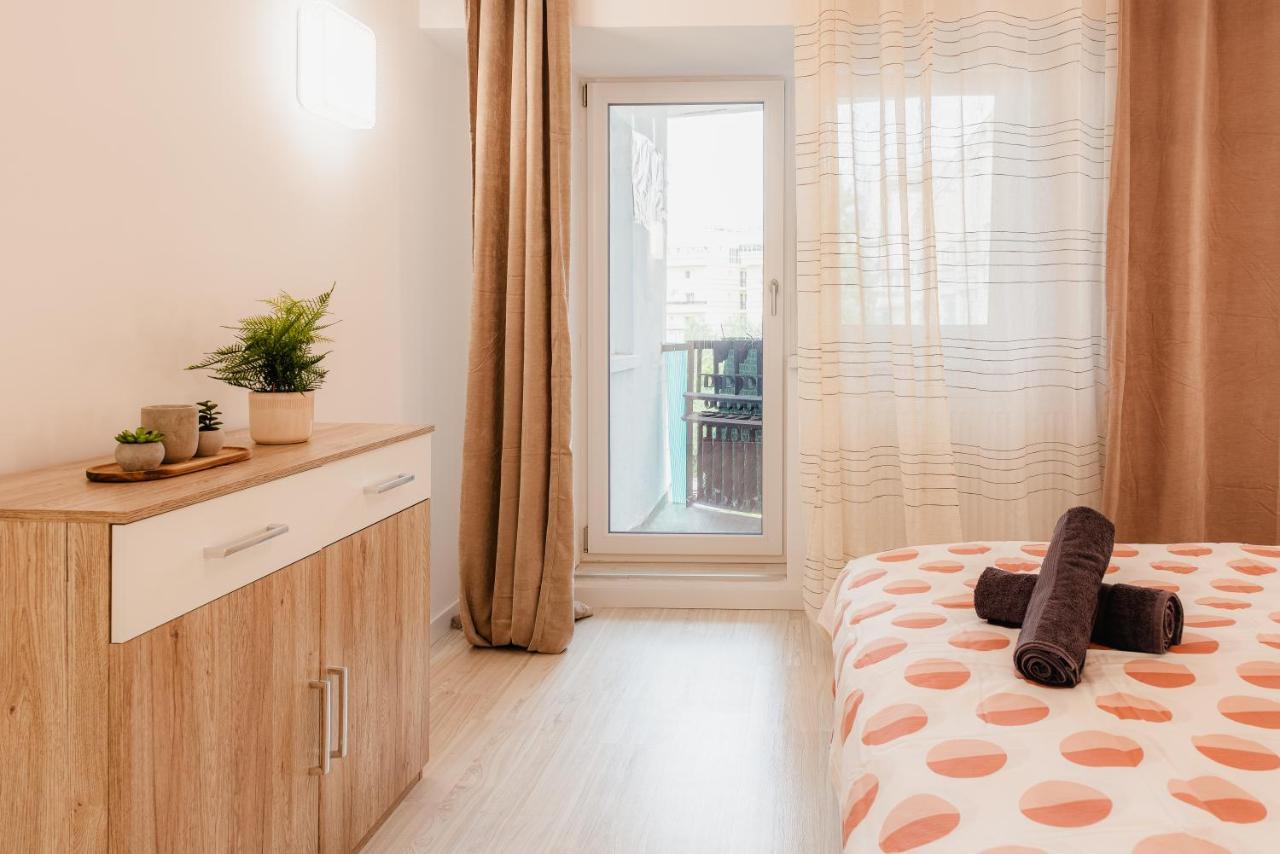 Central Downtown Unirii Apartment ブカレスト エクステリア 写真